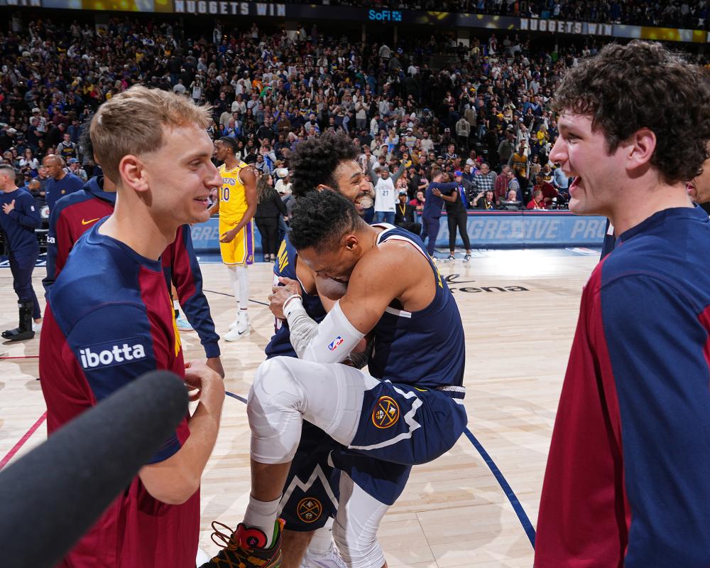 自己重返联 自己重返联