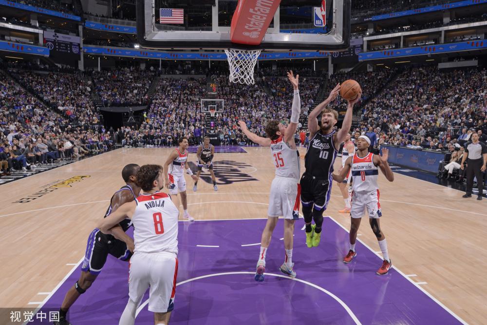 彻底拉开 彻底拉开