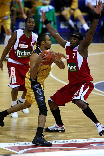 或在稳定中 或在稳定中