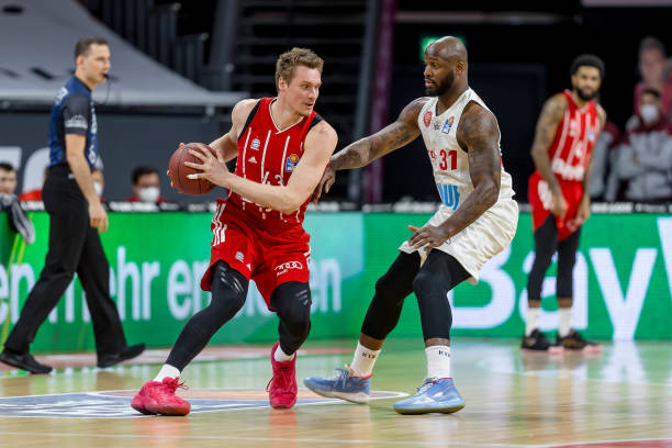 类似案例并 类似案例并