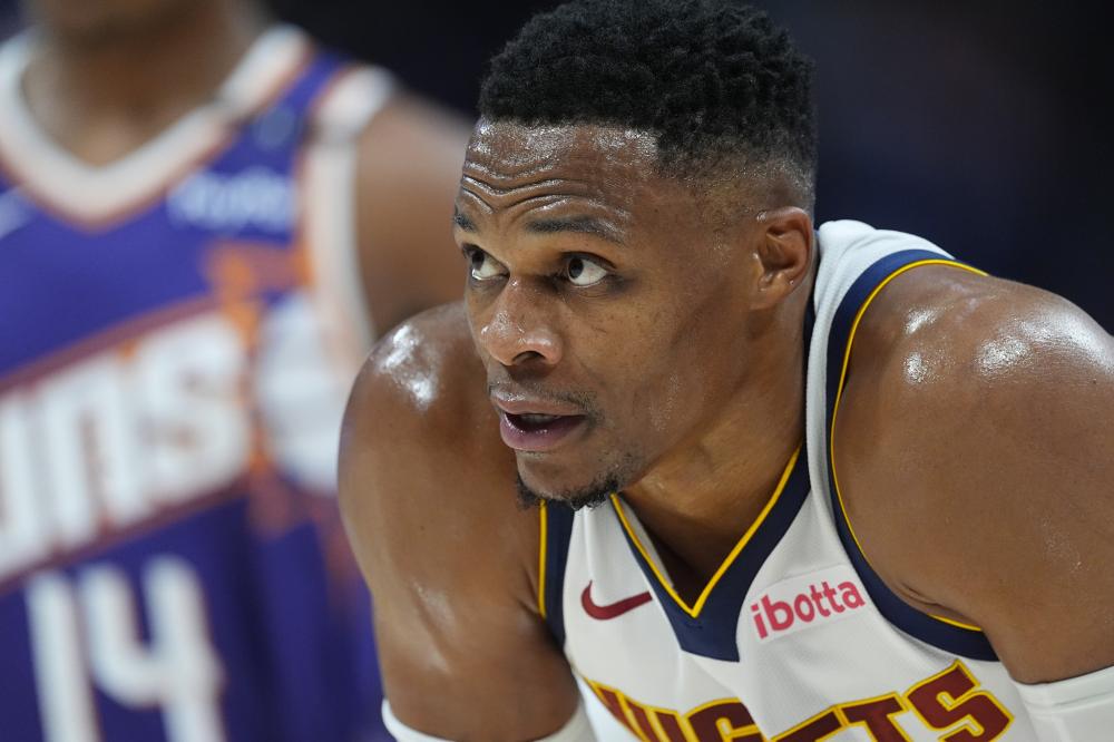 采取致命攻 采取致命攻