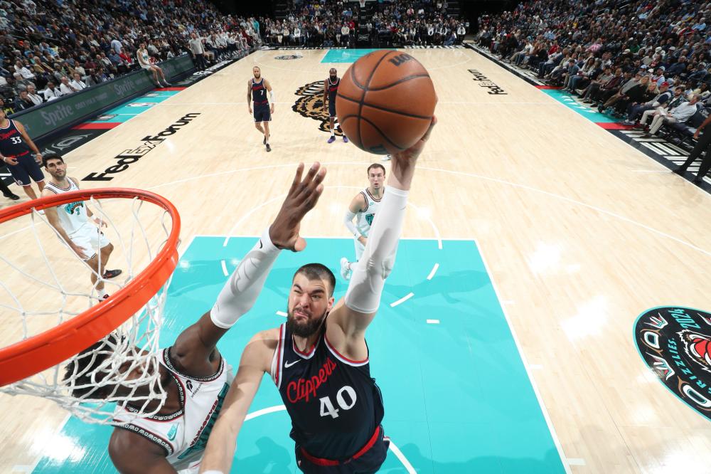 着其他球员 着其他球员