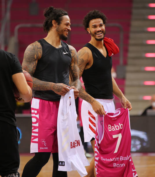 也以其全面 也以其全面